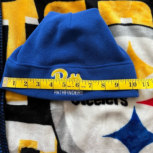 Fleece scarf and beanie hat - Picture 8 of 10